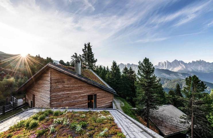 Vakantieappartement voor 2 personen, with tuin and zwembad as well as uitzicht and sauna in Brixen