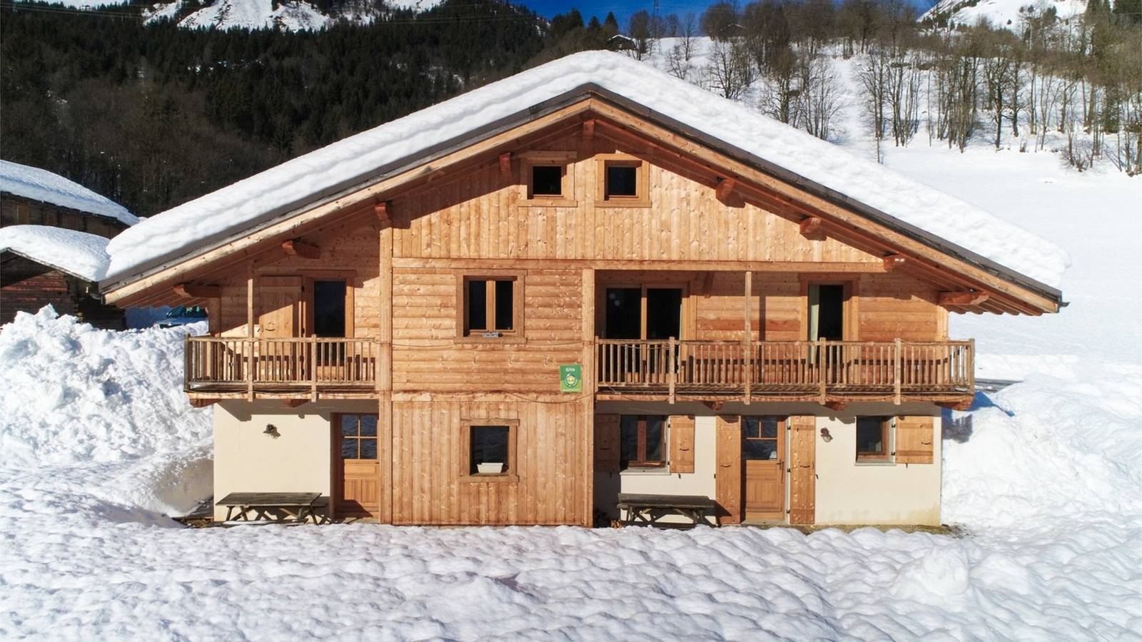 Chalet 'Evasion - 6 Personnes' con vistas a la montaña, terraza privada y Wi-Fi in Hauteluce, Albertville region
