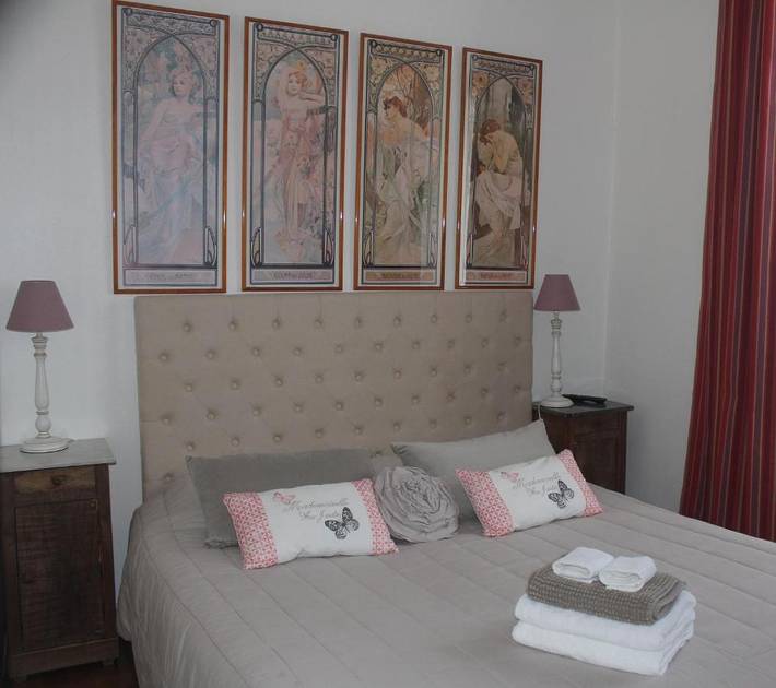 Chambre d’hôte pour 2 personnes, avec terrasse ainsi que piscine et jardin, animaux acceptés à Escolives-Sainte-Camille - 2