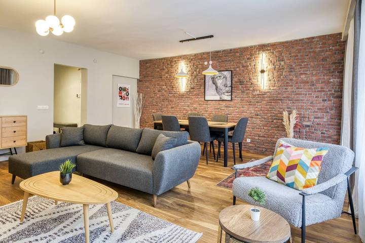 Geheel appartement, Prestige, Spacious, 3Br in Kadıköy (district), Istanbul