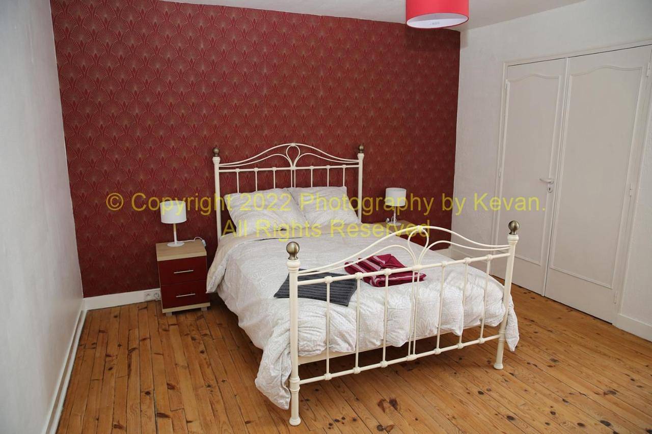 Appartement entier, Two-Bedroom Apartment in Pré-en-Pail, Parc naturel régional Normandie-Maine