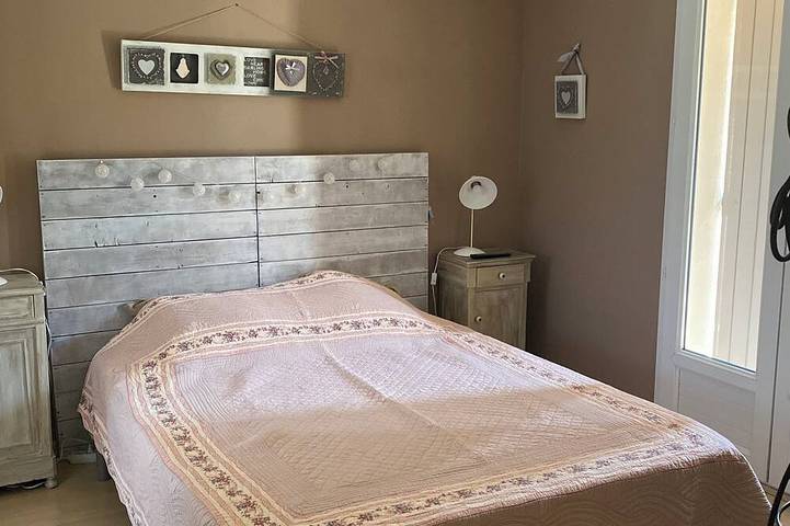 Location de vacances pour 6 personnes, avec Terrasse et Jardin à Meynes - 2
