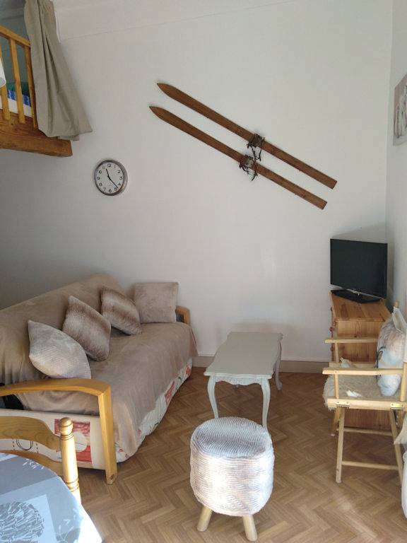 Gîte pour 6 personnes, avec terrasse dans Office de Tourisme de Saint Beat - 4