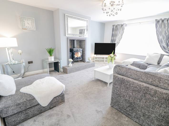 Log cabin for 8 people, with garden in Northern Ireland