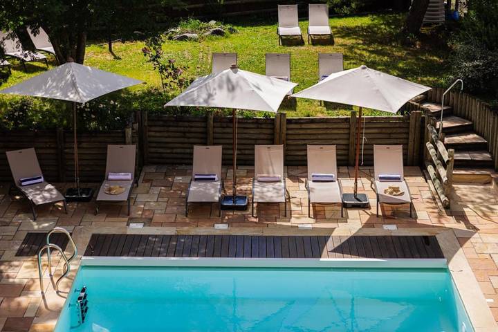 Hôtel pour 2 personnes, avec sauna et jardin ainsi que piscine et jacuzzi dans Office De Tourisme De Serre Chevalier - Bureau Du Monetier Les Bains