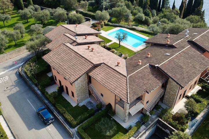Ganze Wohnung, Il cipresso - Garda Lake Apartment in Toscolano-Maderno, Gardasee-Berge