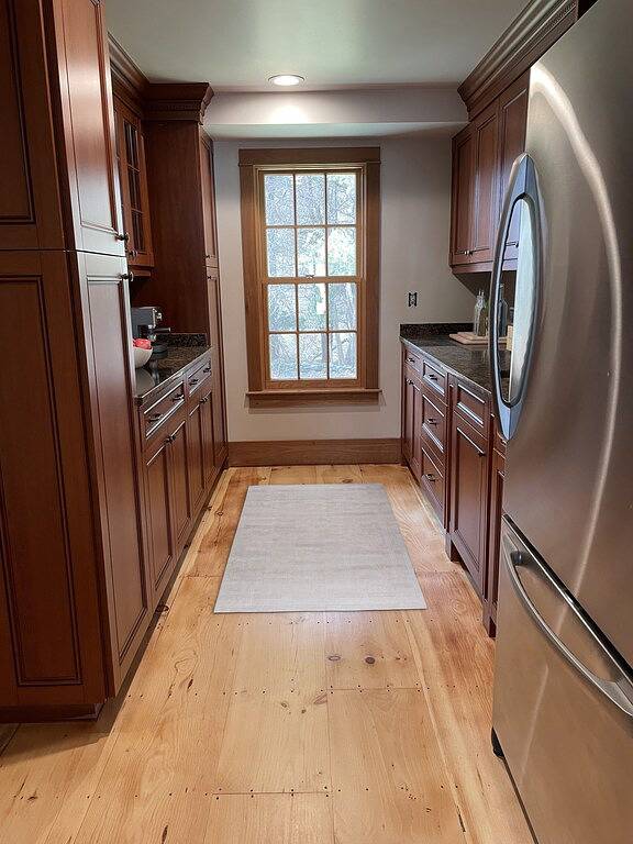 Spacious Getaway with Sauna, Close to Newport & Beaches in Middletown, Newport County