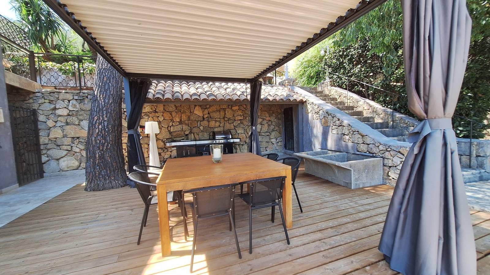 Villa Pibinson avec piscine privée, Wi-Fi et climatisation in Mougins, Côte méditerranéenne (France)