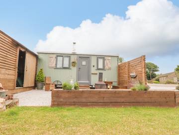 Hut for 2 People in Lancashire, North West England, Photo 2