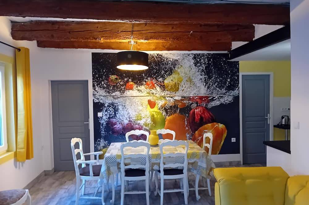 Apartamento entero, Métairie en Camargue au Bord du Petit Rhône Avec Jacuzzi in Saint-Gilles, Region de Nimes