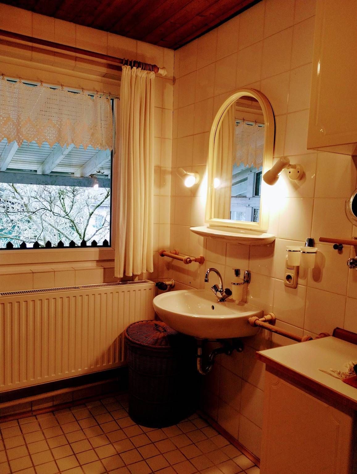 Entire holiday apartment, 2-Bett-Ferienwohnung mit Wintergarten in Monschau, Naturpark Hohes Venn-Eifel