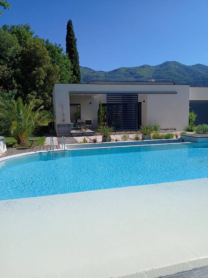 Gîte pour 2 personnes, avec piscine ainsi que terrasse et jardin à Villelongue-dels-Monts - 2