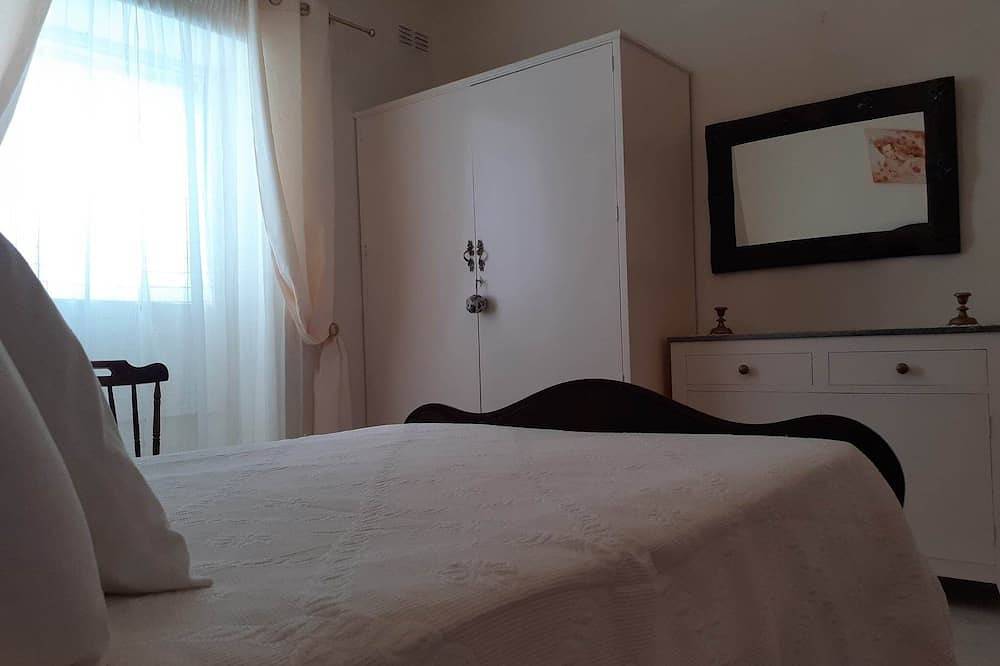 Santa Maria Estate Sommervilla für 8+. Familienunterhaltung Pool / Tischfußball. in il-Mellieha, Mellieha