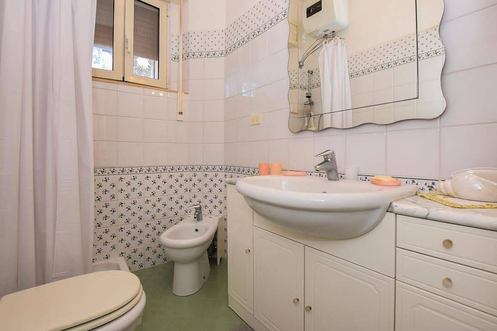 4 bedroom beautiful home in Orbetello (Gr) in Giannella, Orbetello