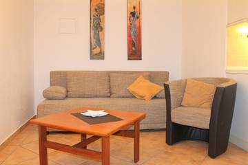 Bungalow für 3 Personen, mit Terrasse und Garten in Grömitz