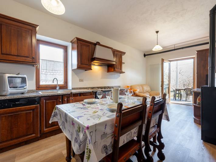 Ganze Wohnung, Maison Pro de Solari in Fénis, Comune di Fénis