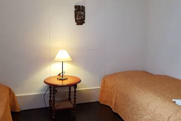 Location De Vacances pour 12 Personnes dans Avèze, Région de Besse-et-Saint-Anastaise, Photo 4