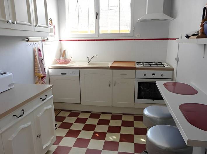 Gîte pour 5 personnes, avec jardin à Fouras - 4