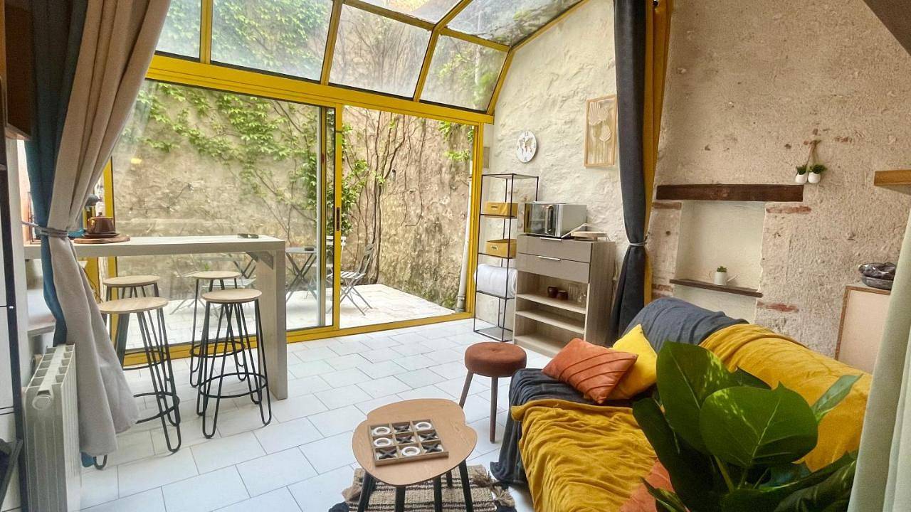 Appartement entier, Studio cosy hypercentre Terrasse in Blois, Région de Blois