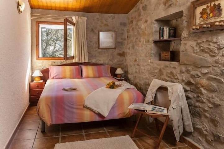 Gîte pour 4 personnes, avec piscine ainsi que balcon et jardin à Sant Joan de les Abadesses - 3
