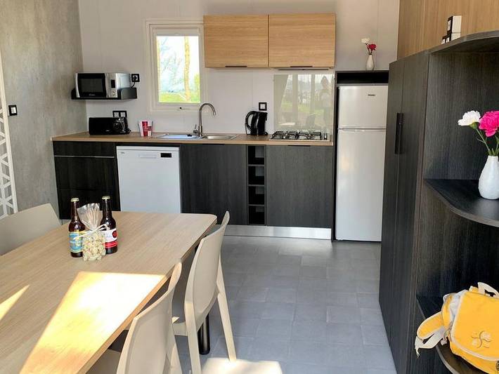 Flower Camping Le Haut Dick - Mobilheim 4 personen - Premium 34m² - (4pers) 2 Zimmer + 2 Bäder + Lv + Tv + Barbecue + Terrasse in Carentan les Marais, Saint-Lô und Umgebung