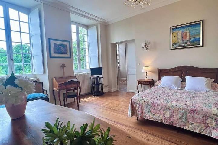 Location de vacances pour 12 personnes, avec jardin et balcon à Allassac - 3