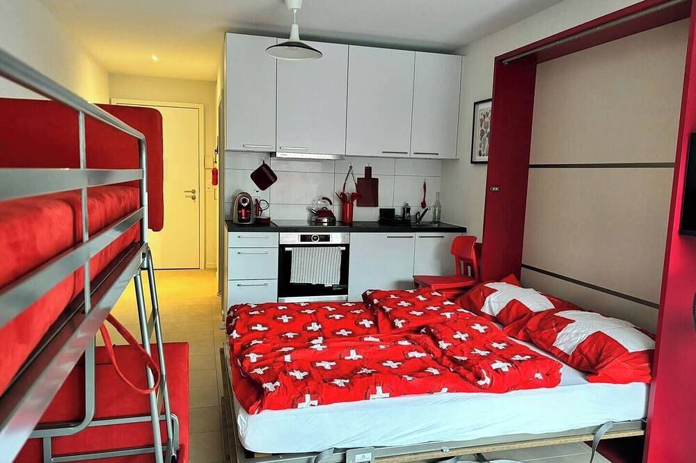 Apartamento entero, Grape Place para 4 personas, con lavadora, en el corazón de Pully. in Pully, Lago Lemán