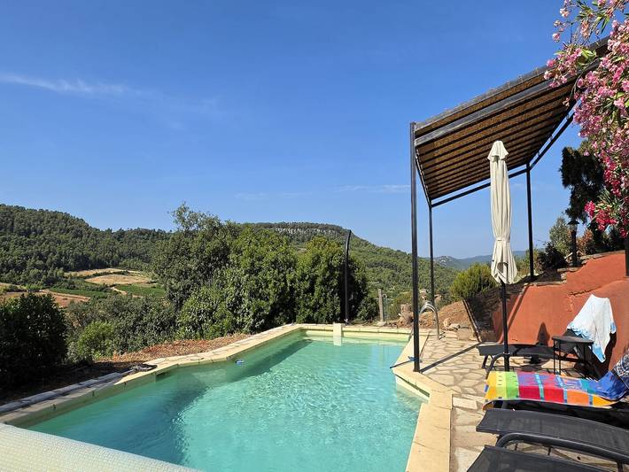La Garrigue, Belle maison avec piscine in Pierrerue, Côte méditerranéenne (France)