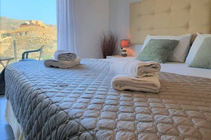 Villa André con Piscina, Barbacoa, Wifi & Satélite in La Envía, Vícar