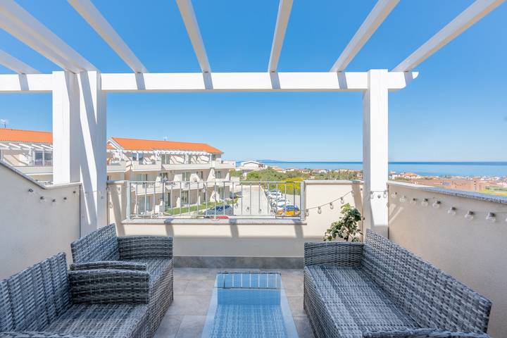Appartement de vacances pour 4 personnes, avec piscine et balcon