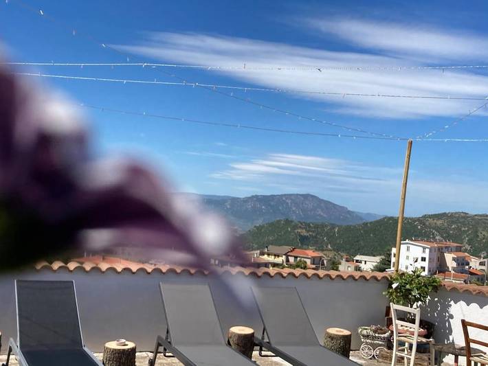 Gîte pour 2 personnes, avec terrasse, animaux acceptés à Orgosolo - 4