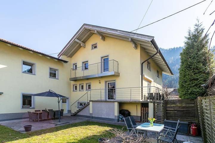 Ferienwohnung für 8 Personen, mit Garten in Radfeld