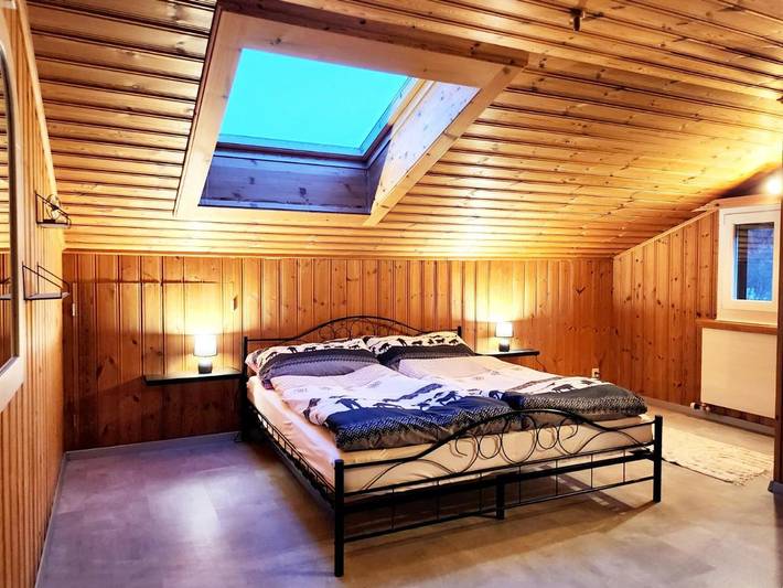 Gîte pour 2 personnes, avec jardin et vue, adapté aux familles à Trun