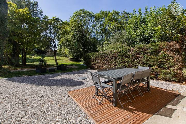 Gîte pour 8 personnes, avec terrasse dans Lac du Bourget - 4