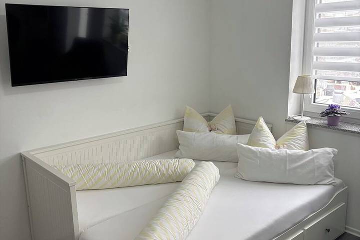 Ganze Wohnung, Gemütliche Ferienwohnung mit Garten-auf dem Land in Chursdorf, Dittersdorf