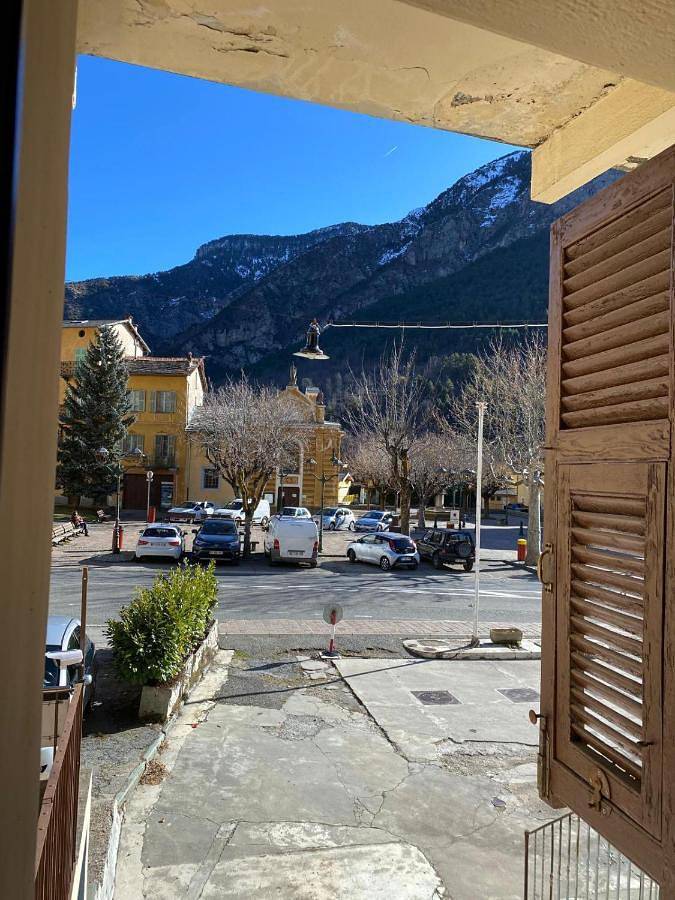 Gîte pour 4 personnes, avec terrasse et vue à Tende - 2