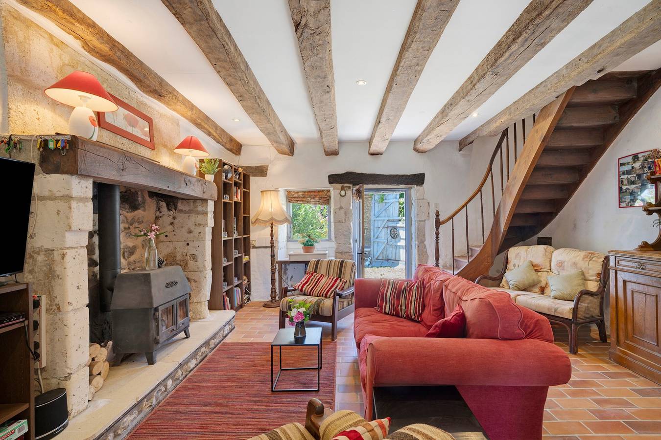 Villa Espérance – Familievilla met zwembad en uitzicht op het Périgordse platteland in Grand-Brassac, Périgord Vert