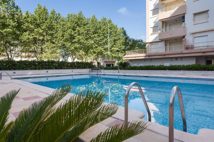 Ganze Wohnung, Ferienwohnung "Jardín X" in Meeresnähe mit Gemeinschaftspool und Wlan in Playa de Gandía, Costa de Valencia