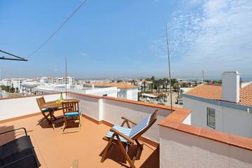 Vakantieappartement voor 3 Personen in Santa Maria, São Gonçalo de Lagos, Afbeelding 1