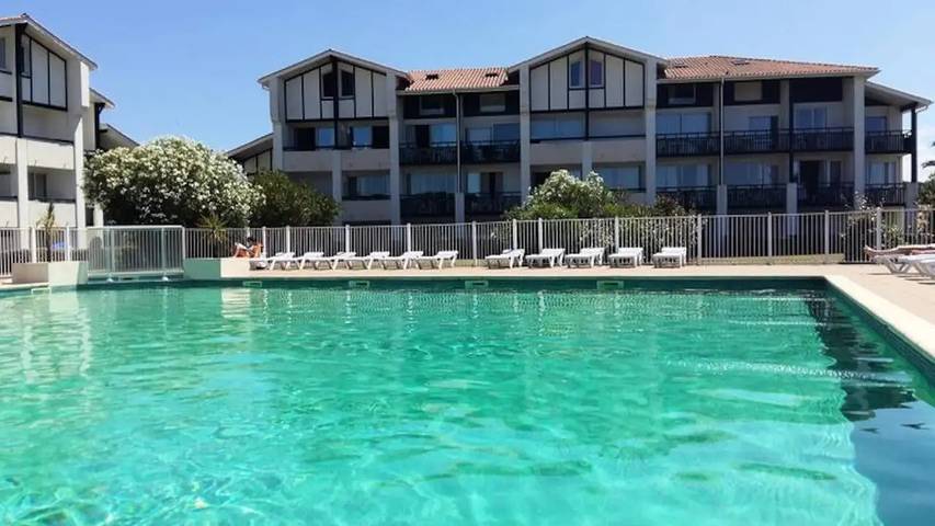 Gîte pour 3 personnes, avec Jardin dans Golf d'Ilbarritz - 4