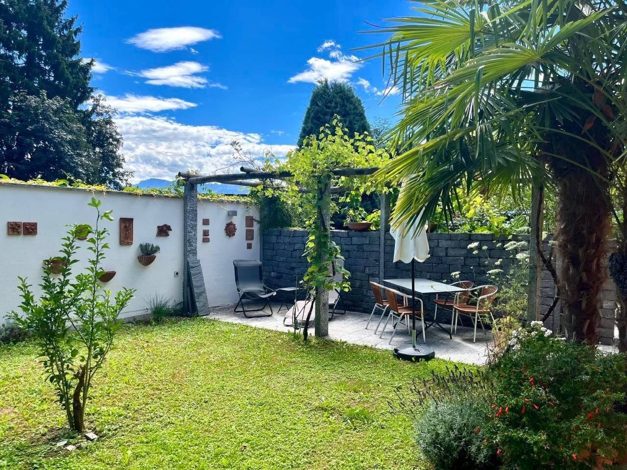 Entire apartment, 1,5 Zimmer Ferienwohnung in Meggen, Lake Lucerne