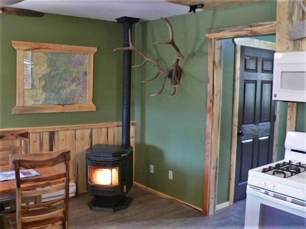 Gästehaus mit 2 Schlafzimmern, Blick auf die Berge und Abenteuer im Freien! in Cody (WY), Absaroka Range