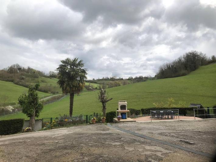 Gîte pour 4 personnes, avec vue et jardin à Carla-Bayle - 2