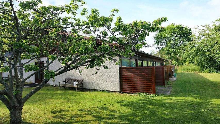 Ferienwohnung für 2 Personen, mit Garten in Klint