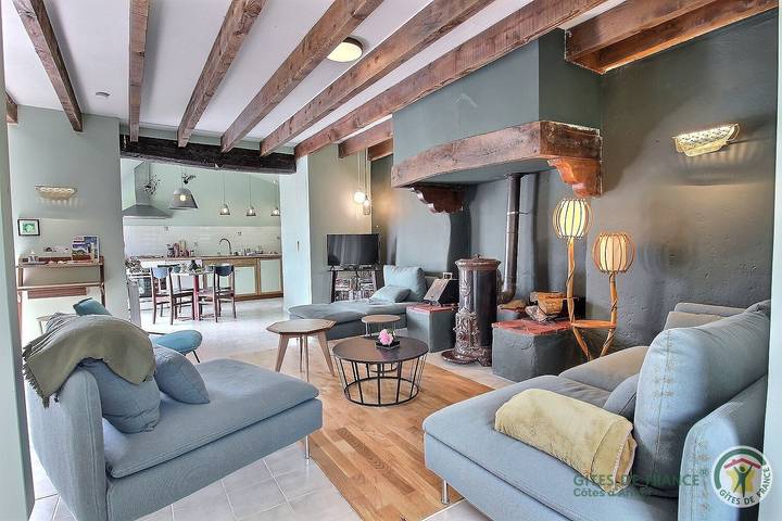 Gîte pour 4 personnes, avec jardin et terrasse à Saint-Clet - 3