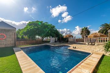 Villa for 6 People in Arico, Canaries, Photo 1