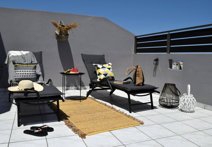 Ferienwohnung für 2 Personen, mit Balkon und Terrasse sowie Garten