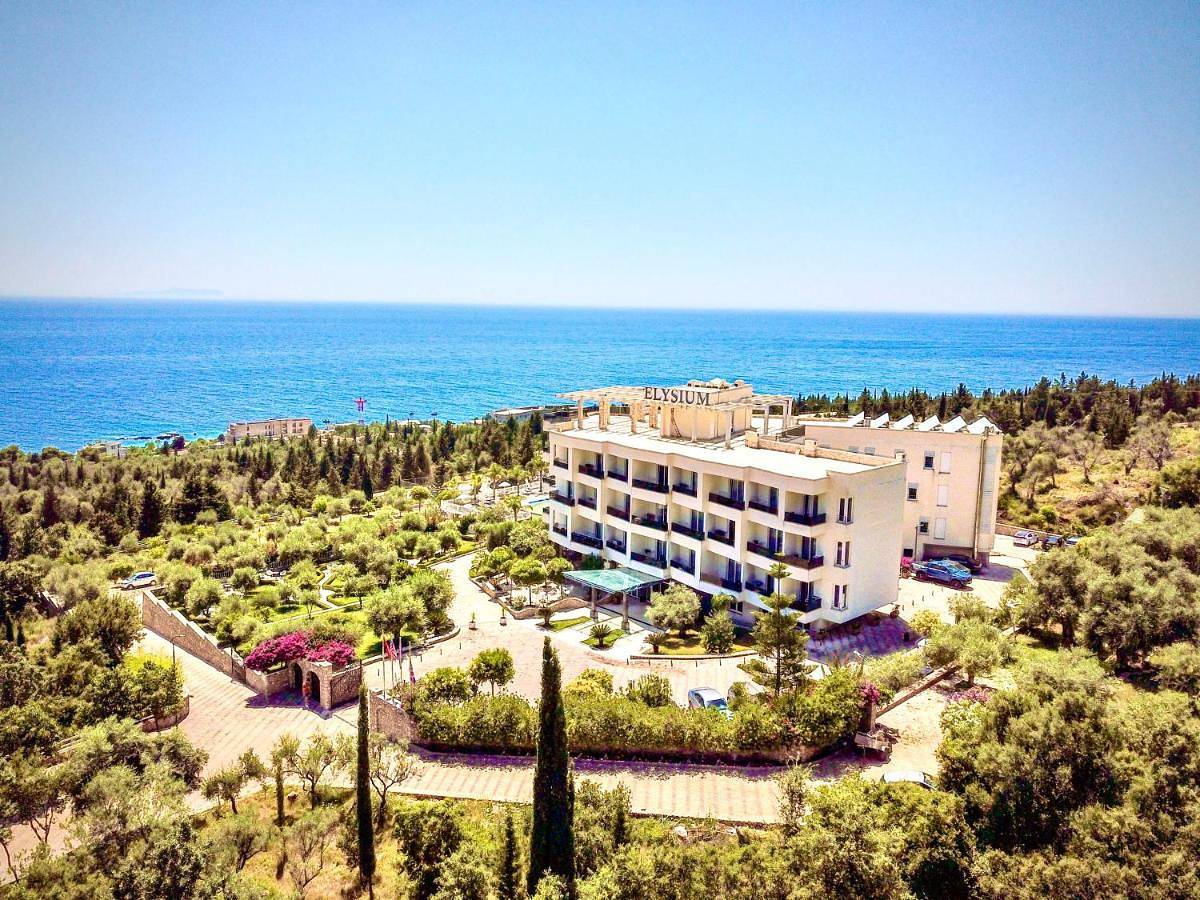 Elysium Hotel in Dhërmi, Himarë