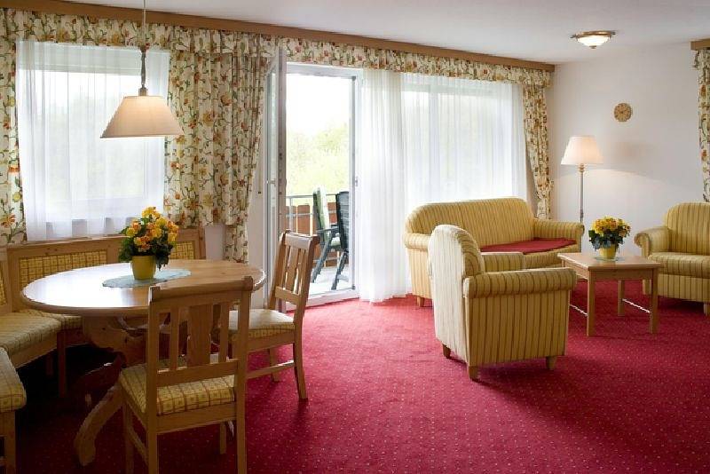 Ganze Ferienwohnung, Aparthotel Sonnenburg - Ferienwohnung Typ C für max. 4 Personen in Schluchsee, Südschwarzwald