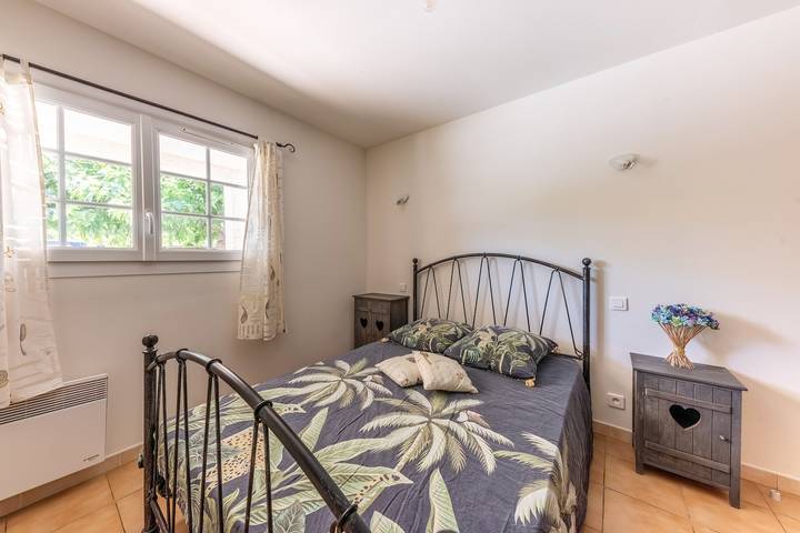 Apartamento entero, La Bouscarle - Jardin et Piscine Partagée in Châteaudouble, Region de Draguignan